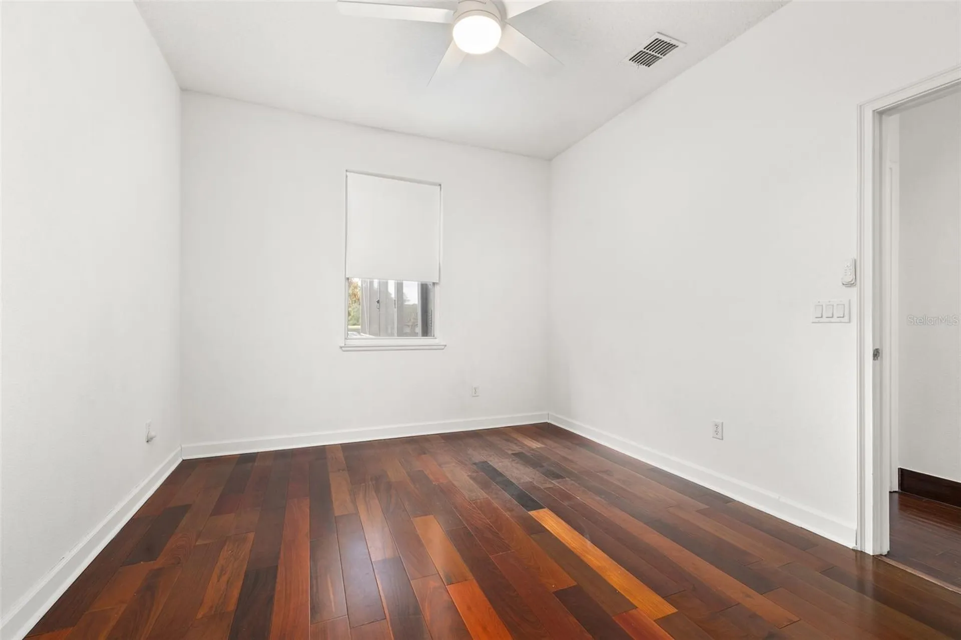 9484 Walnut Crest Drive Orlando FL 32832