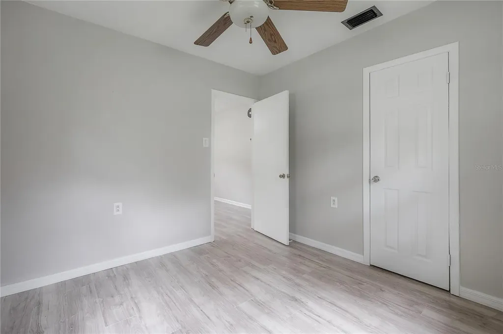 10411 N Woodmere Road Tampa FL 33617