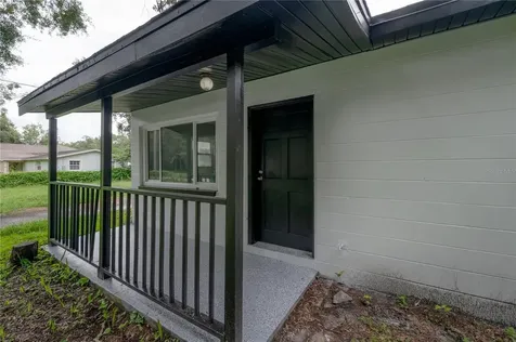 10411 N Woodmere Road Tampa FL 33617