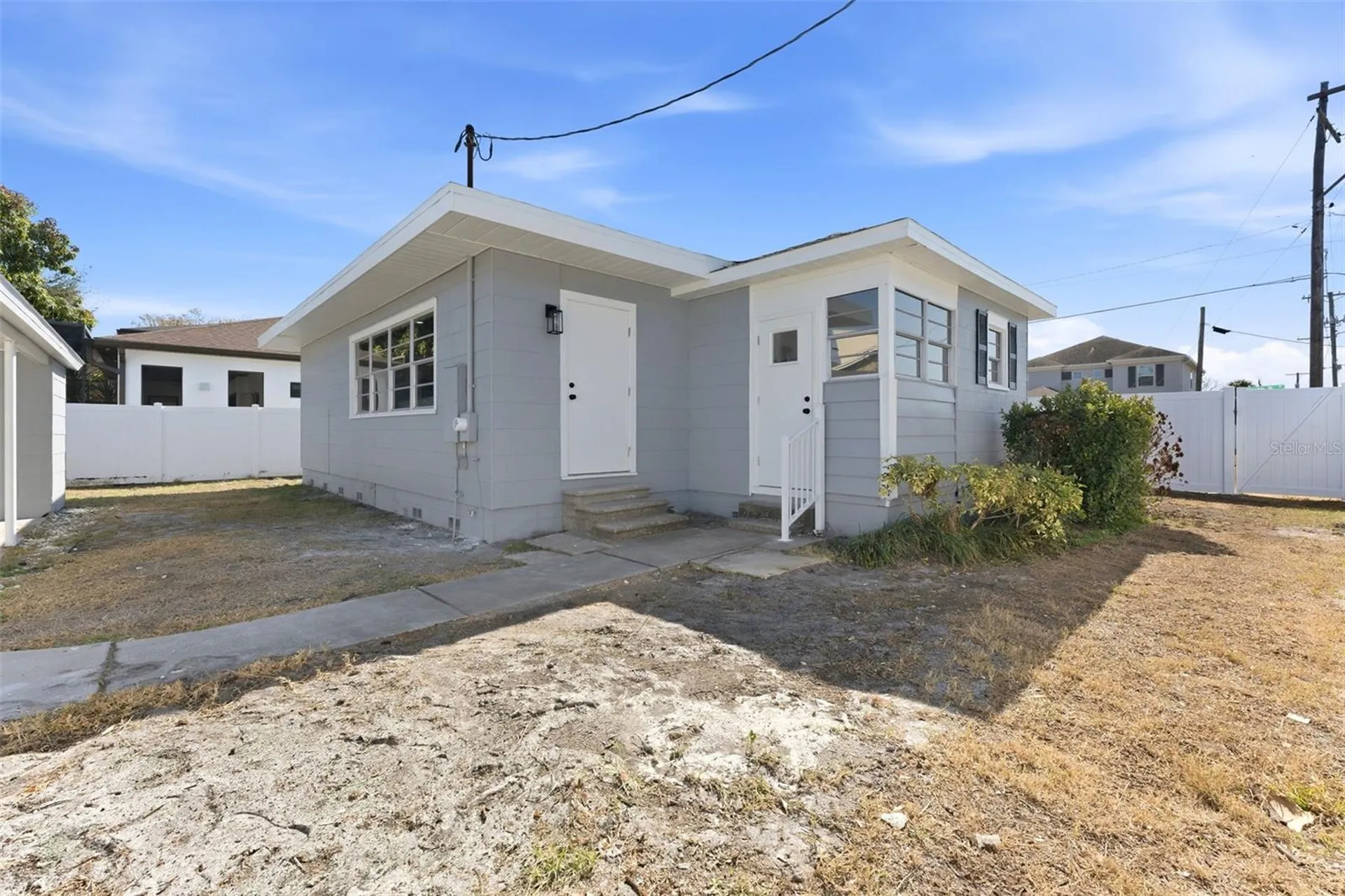 3015 W North B Street Tampa FL 33609
