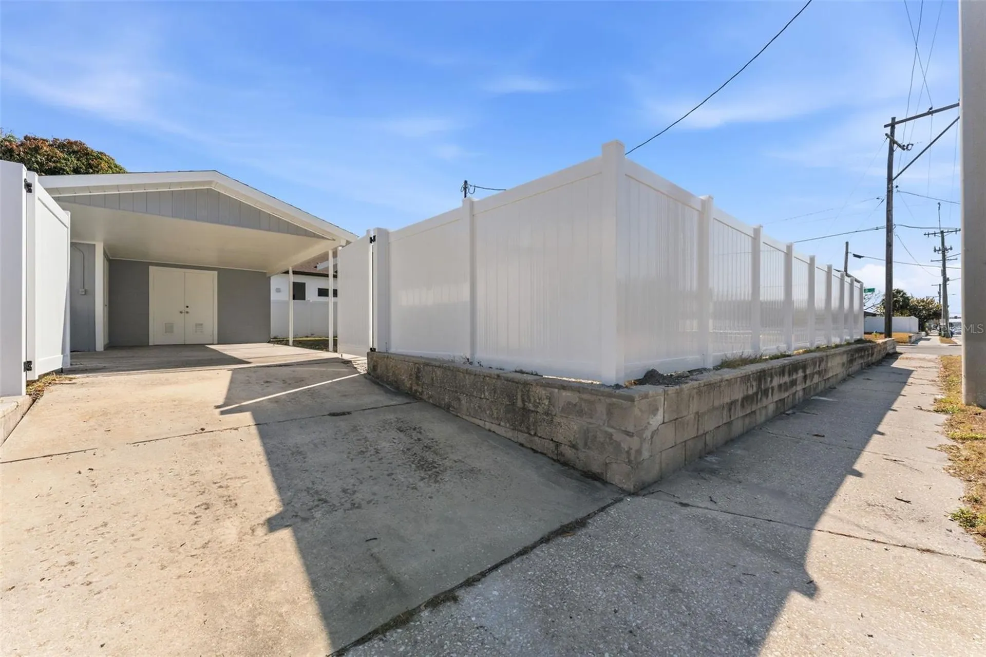 3015 W North B Street Tampa FL 33609