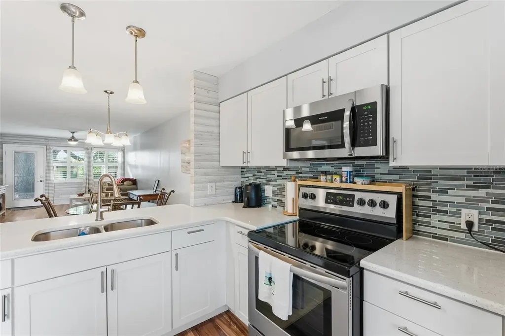 2935 Feather Drive Clearwater FL 33759