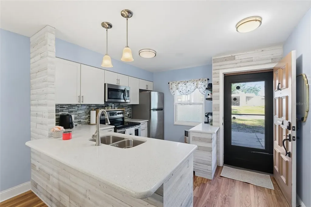 2935 Feather Drive Clearwater FL 33759