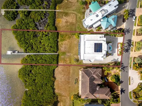 4908 64th Drive W Bradenton FL 34210