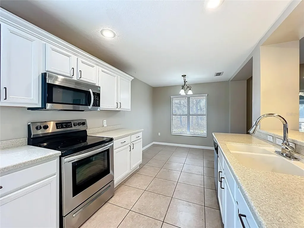 26815 White Plains Way Leesburg FL 34748