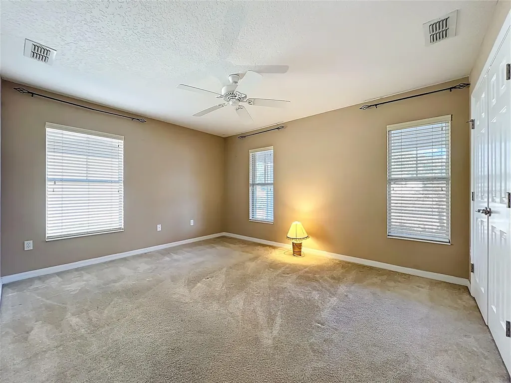 26815 White Plains Way Leesburg FL 34748