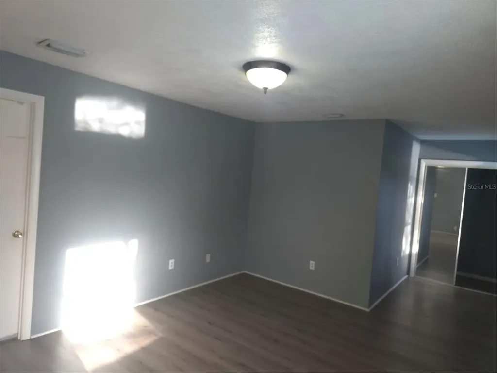 2075 N Keene Road Clearwater FL 33755