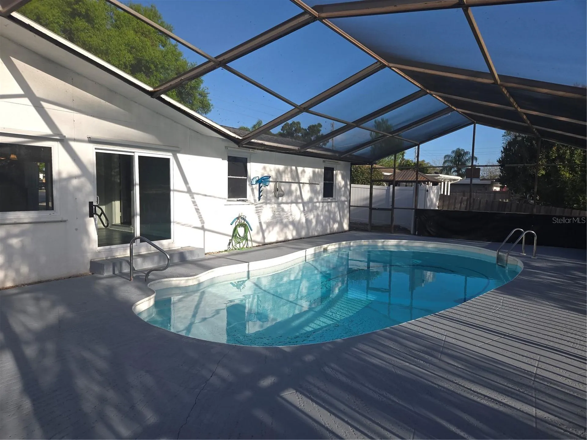 2075 N Keene Road Clearwater FL 33755