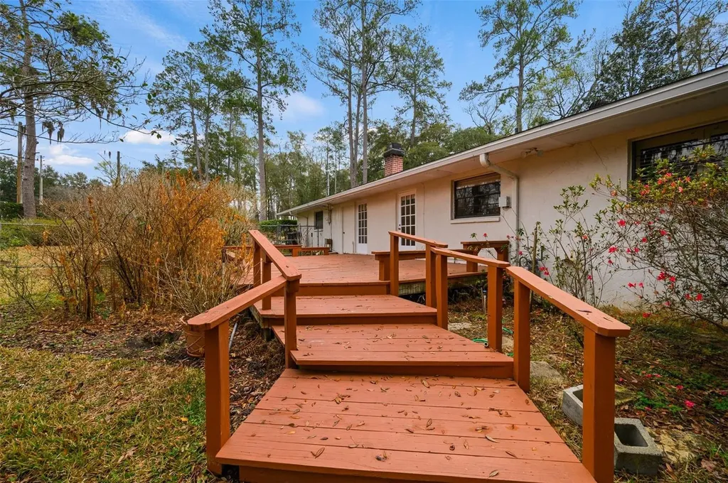 412 NW 46th Street Gainesville FL 32607