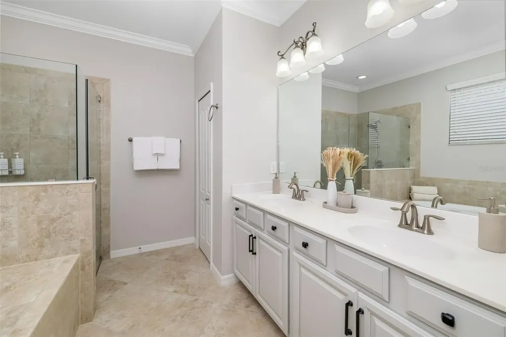 6462 Willowshire Way Bradenton FL 34212