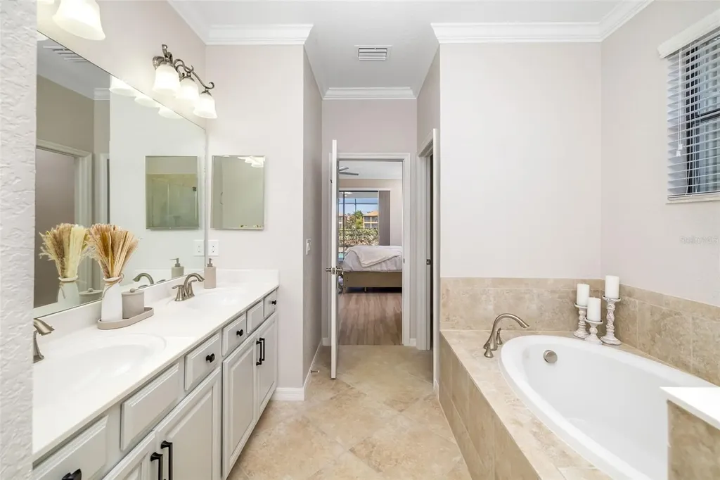 6462 Willowshire Way Bradenton FL 34212