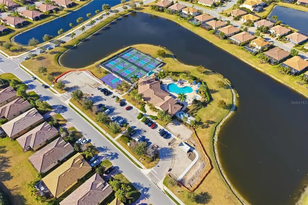6462 Willowshire Way Bradenton FL 34212