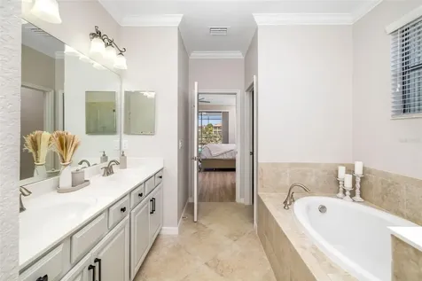6462 Willowshire Way Bradenton FL 34212