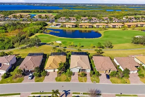 6462 Willowshire Way Bradenton FL 34212