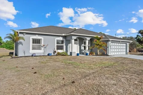 2668 Clovelon Street North Port FL 34291