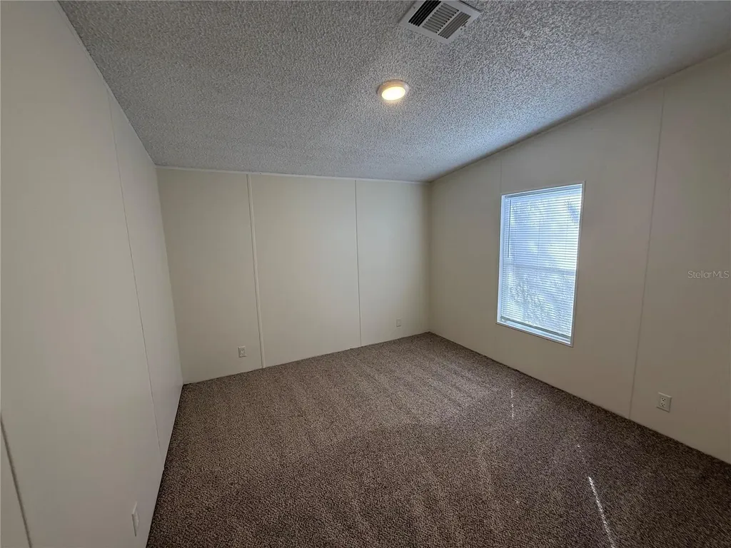 300 Hankin Road Alturas FL 33820