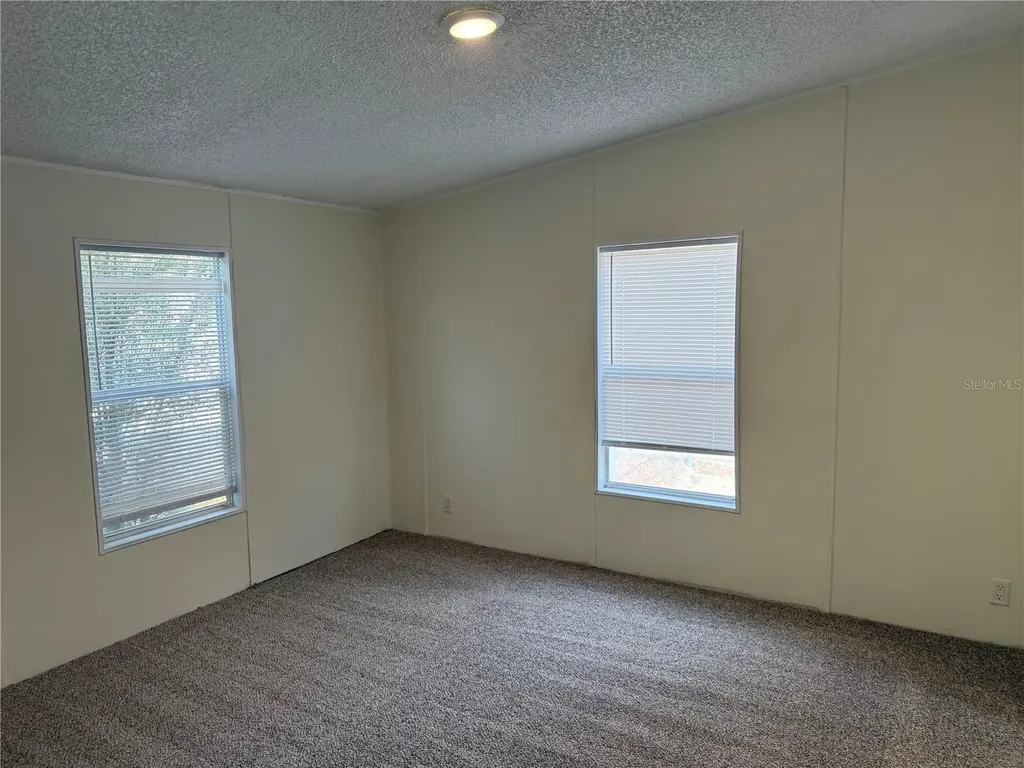 300 Hankin Road Alturas FL 33820