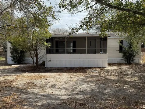 300 Hankin Road Alturas FL 33820
