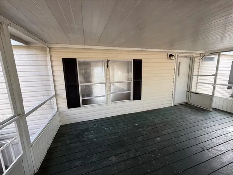 300 Hankin Road Alturas FL 33820