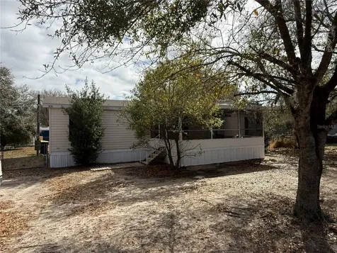 300 Hankin Road Alturas FL 33820