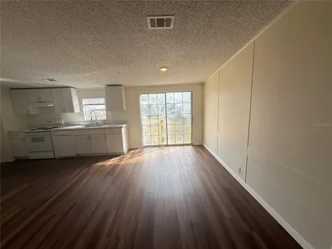300 Hankin Road Alturas FL 33820