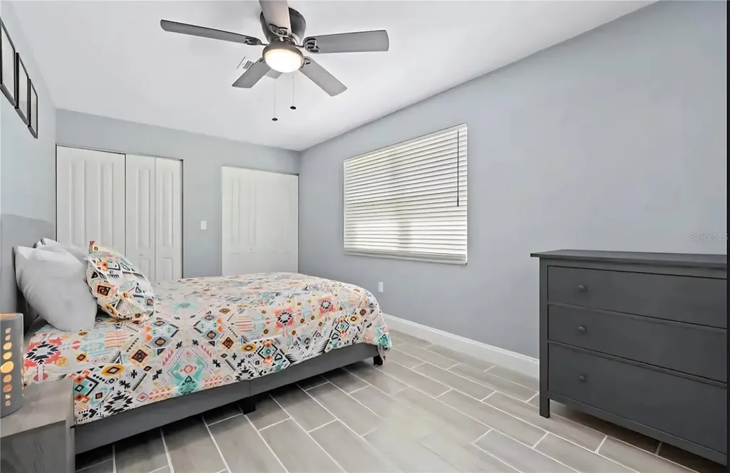 1004 N Betty Lane Clearwater FL 33755