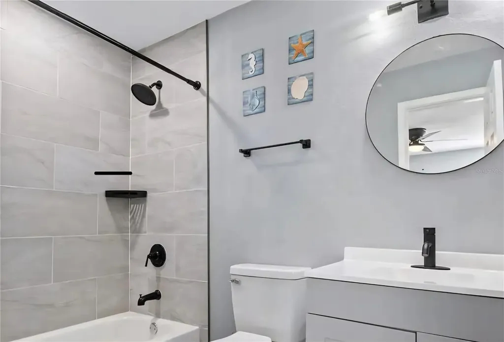 1004 N Betty Lane Clearwater FL 33755