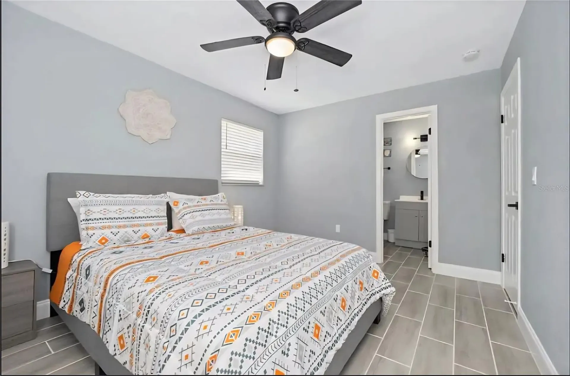1004 N Betty Lane Clearwater FL 33755