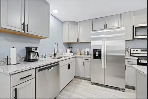 1004 N Betty Lane Clearwater FL 33755