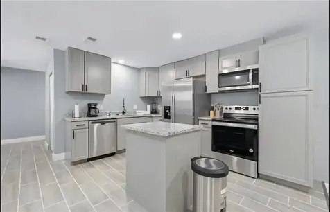 1004 N Betty Lane Clearwater FL 33755