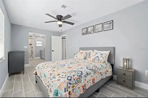 1004 N Betty Lane Clearwater FL 33755