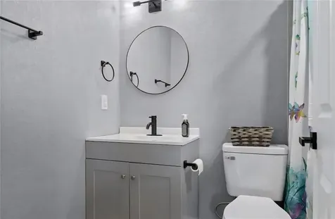 1004 N Betty Lane Clearwater FL 33755