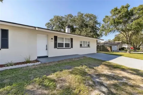 1004 N Betty Lane Clearwater FL 33755