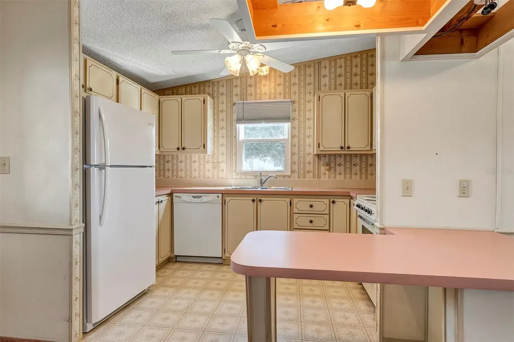 1404 Plantation Drive Lady Lake FL 32159