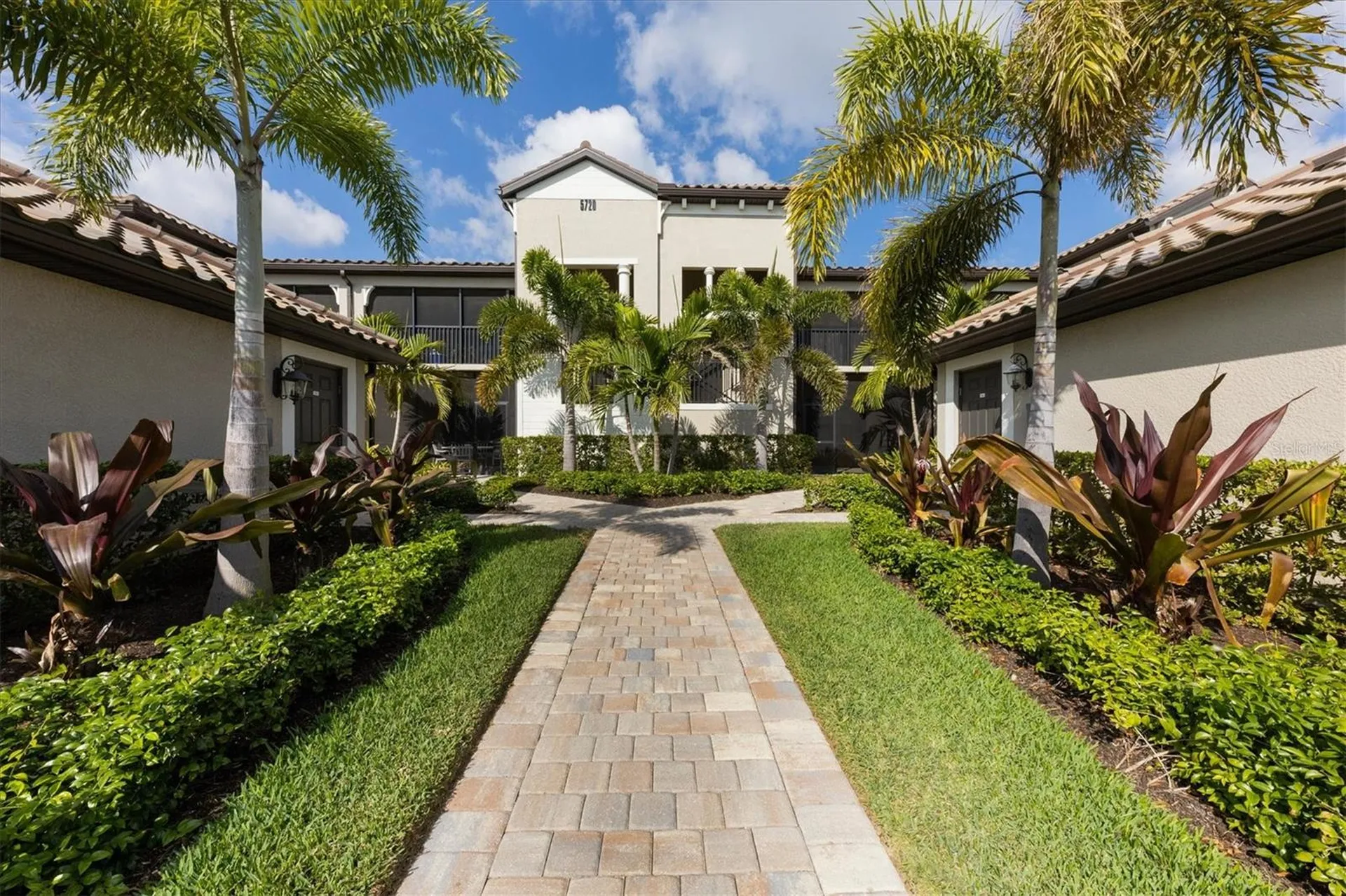 Bradenton FL, 5720 Palmer Circle, Unit 205