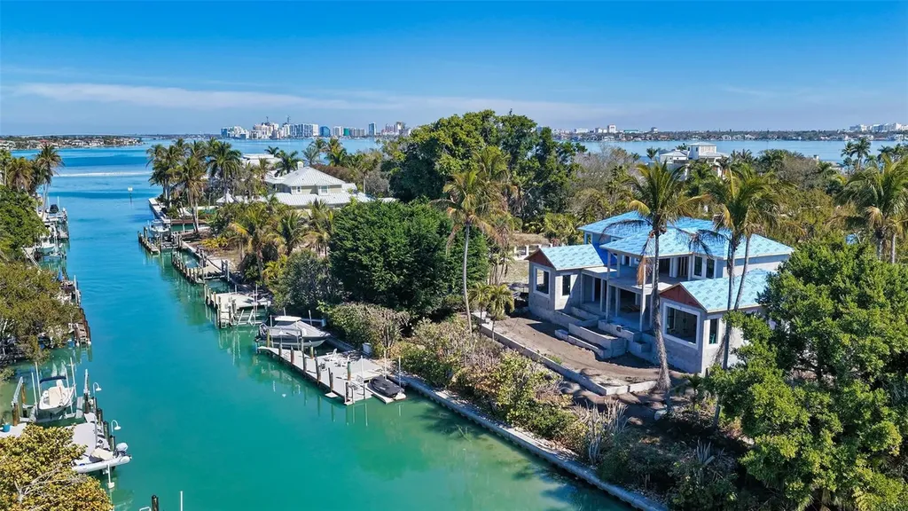 3460 Flamingo Avenue Sarasota FL 34242