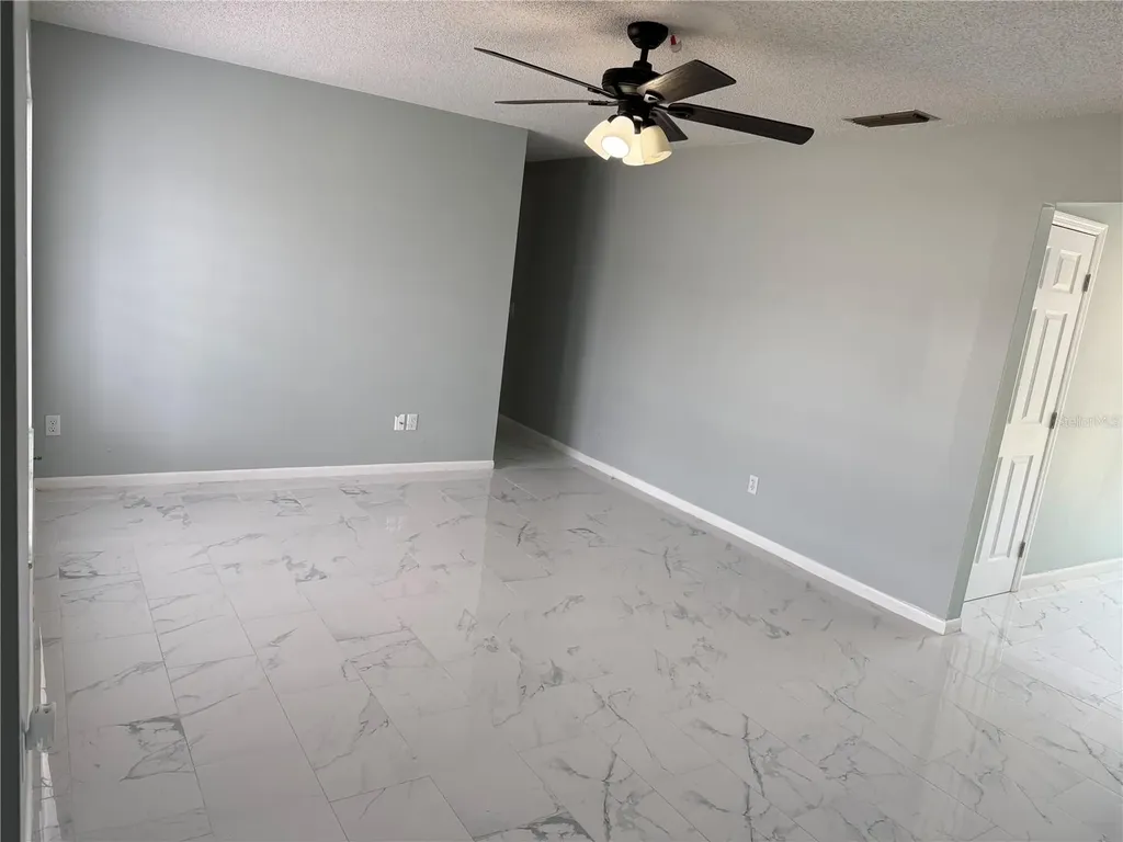 14109 Lonewood Place Tampa FL 33625