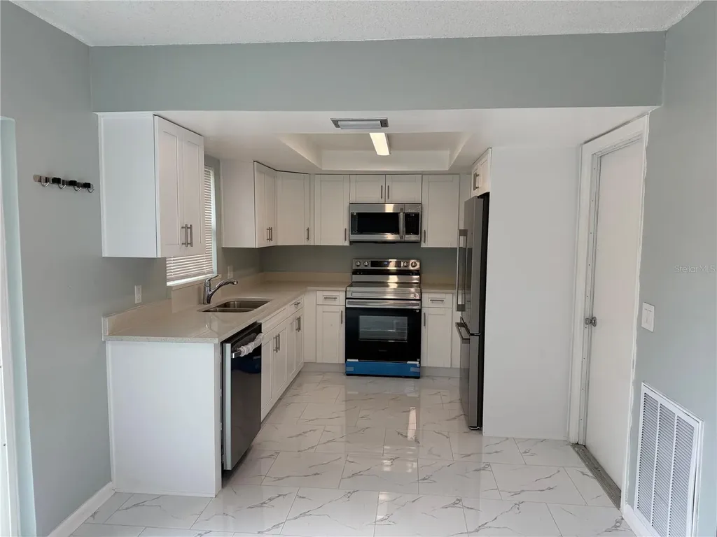 14109 Lonewood Place Tampa FL 33625