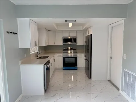 14109 Lonewood Place Tampa FL 33625