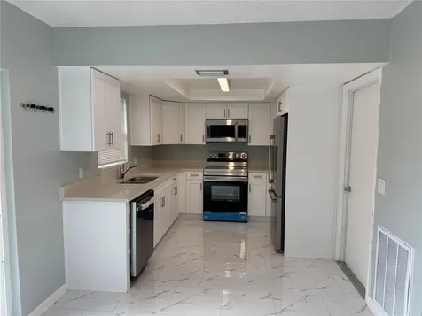 14109 Lonewood Place Tampa FL 33625