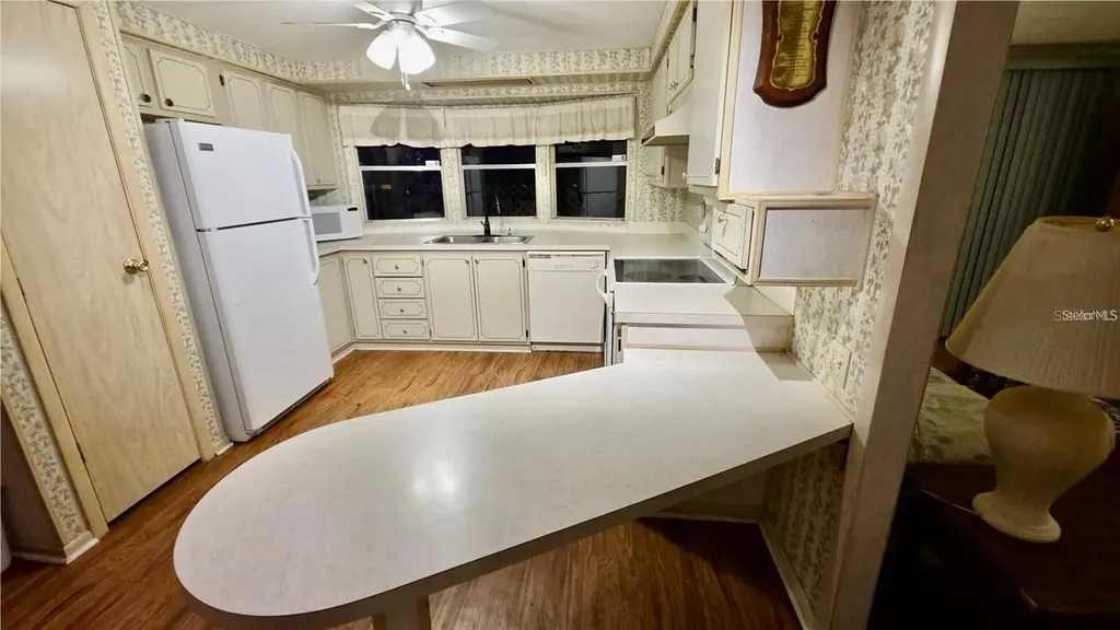 252 Pinewood Drive Eustis FL 32726
