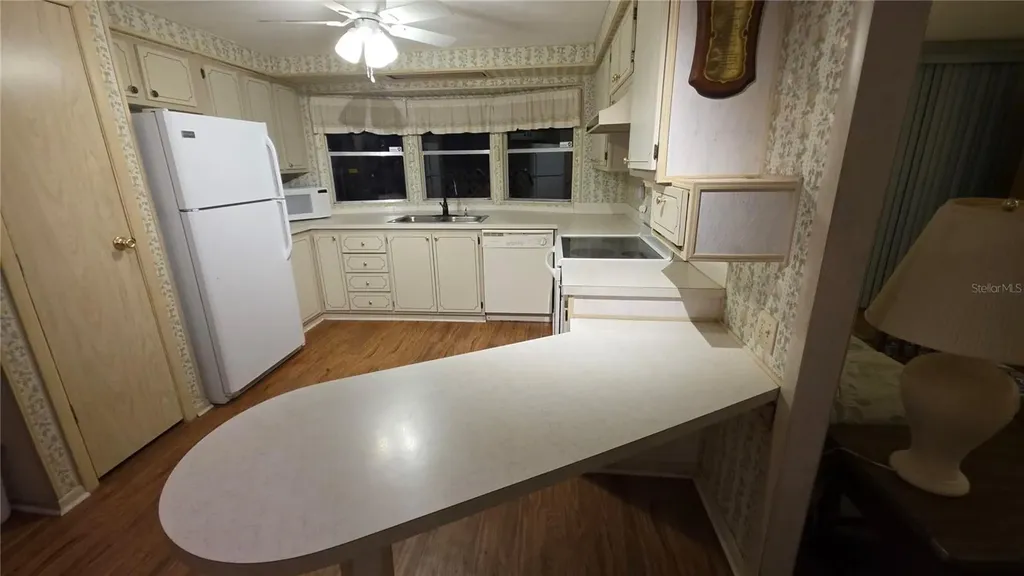252 Pinewood Drive Eustis FL 32726