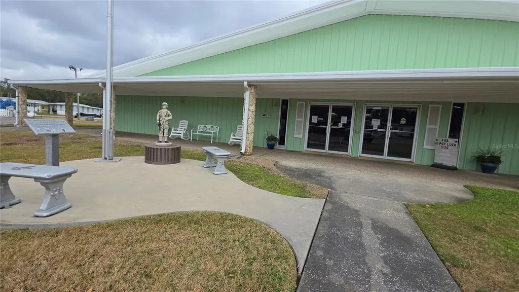 252 Pinewood Drive Eustis FL 32726
