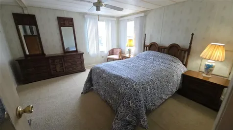 252 Pinewood Drive Eustis FL 32726