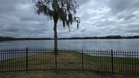 252 Pinewood Drive Eustis FL 32726