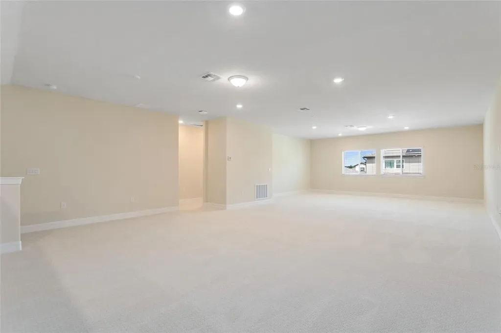9212 Hanging Vine Court Orlando FL 32836