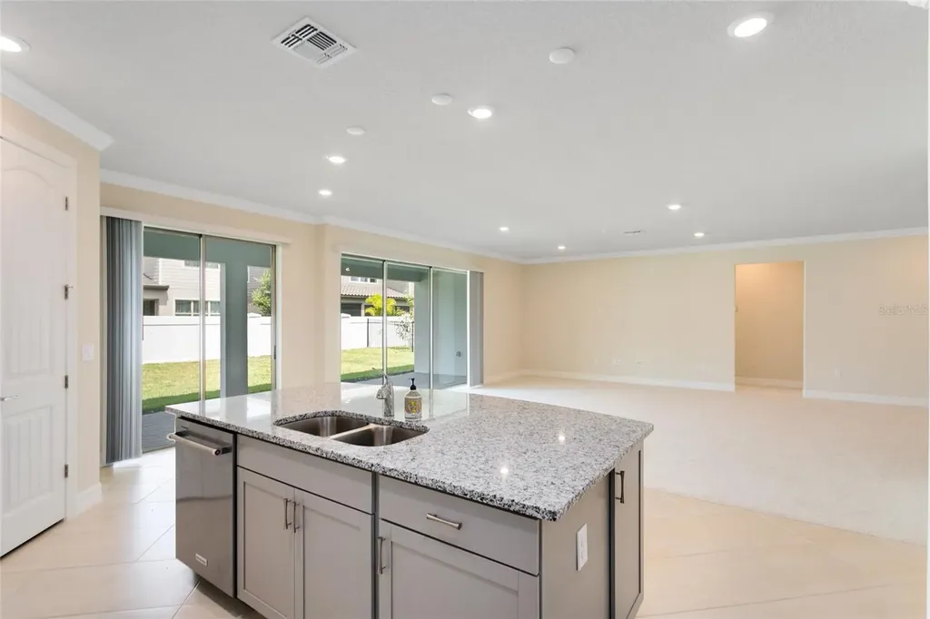 9212 Hanging Vine Court Orlando FL 32836
