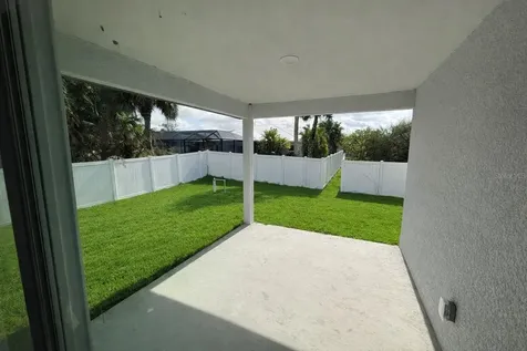 1288 Nackman Road North Port FL 34288