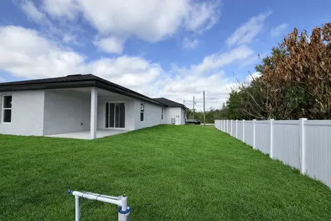 1288 Nackman Road North Port FL 34288