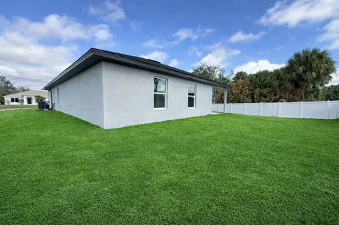 1288 Nackman Road North Port FL 34288
